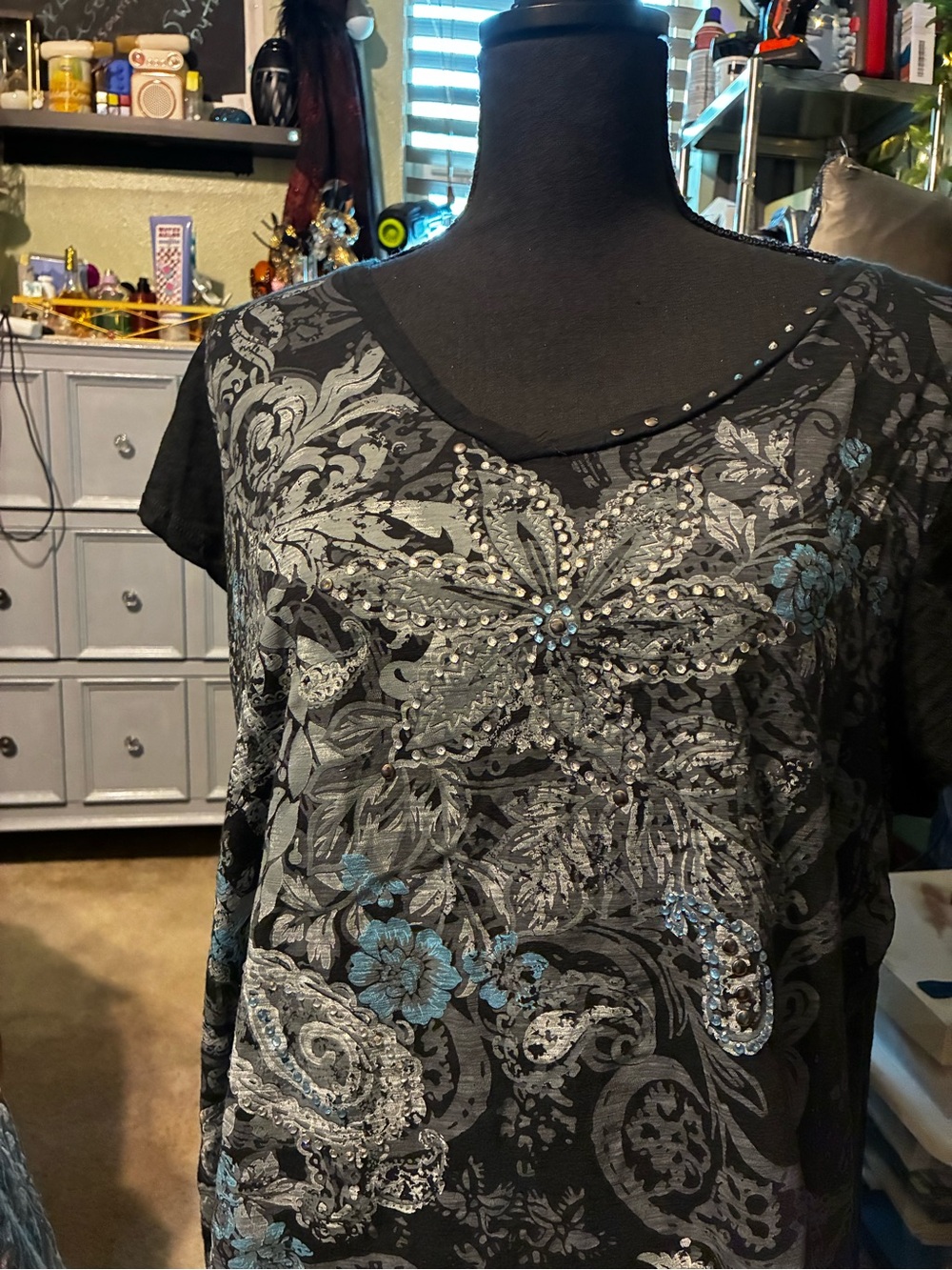 #552| (XXL) RXB Black Short Sleeve V-Neck T-shirt w/ rhinestone Embellishments